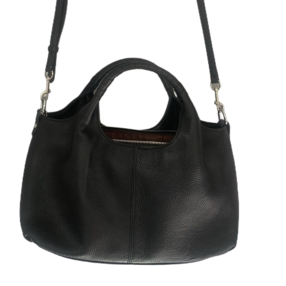 Iswee Black Leather Crossbody Bag for Everyday Use
